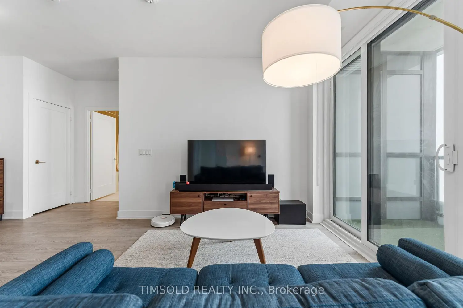 Additional image 6 of 5 Mabelle Avenue 4136