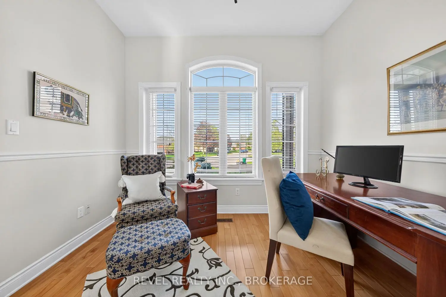 567 Shiloh Avenue photo 3