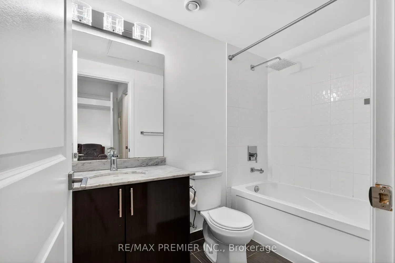 Additional image 12 of 7167 Yonge Street 608