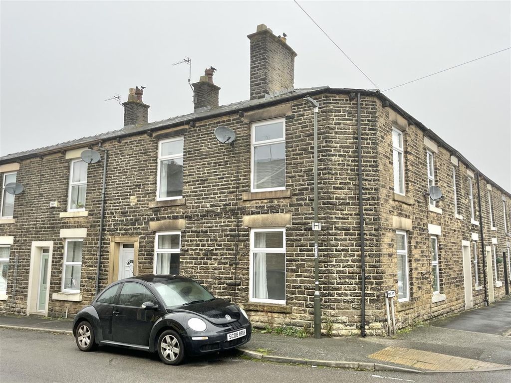 2 bed terraced house for saleDerby Street, Glossop, Derbyshire SK13