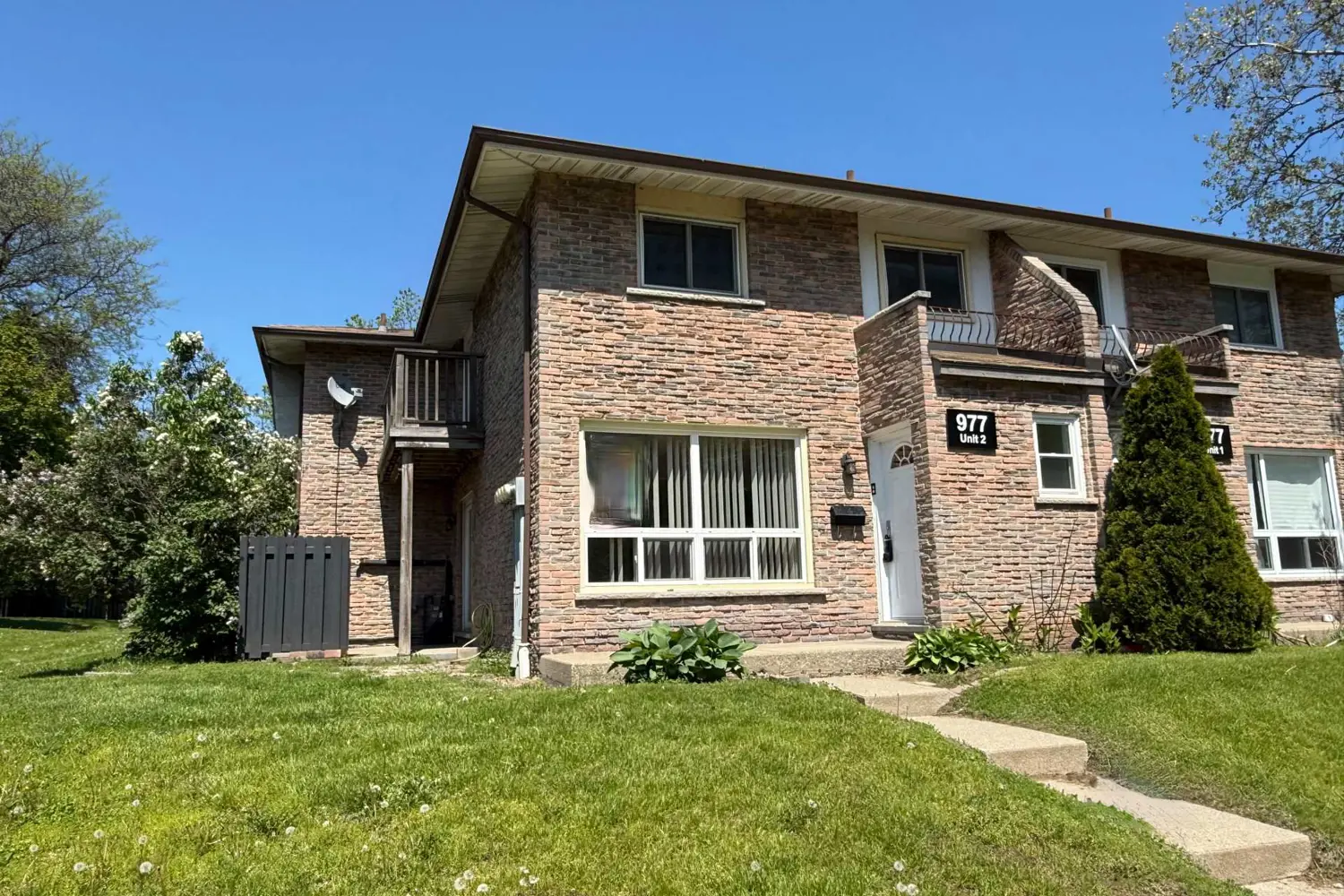 977 Francis Road 2