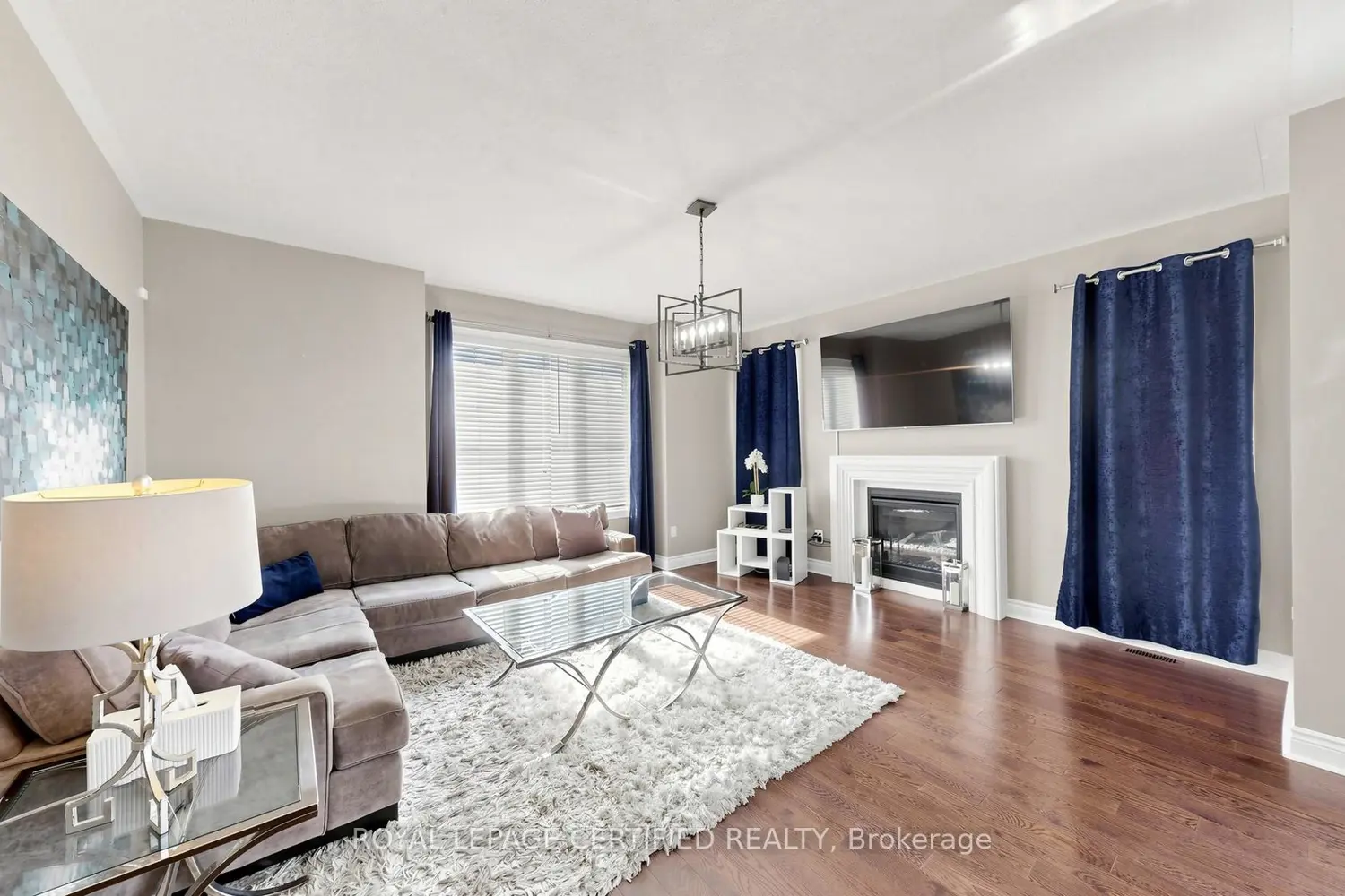 1 Benson Avenue photo 4