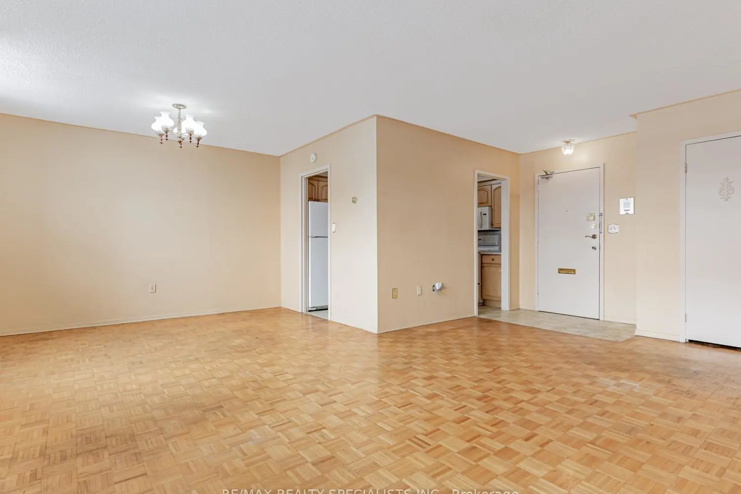 Additional image 11 of 151 La Rose Avenue 401