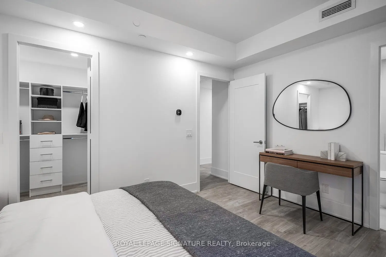 Additional image 4 of 115 Denison Avenue 613