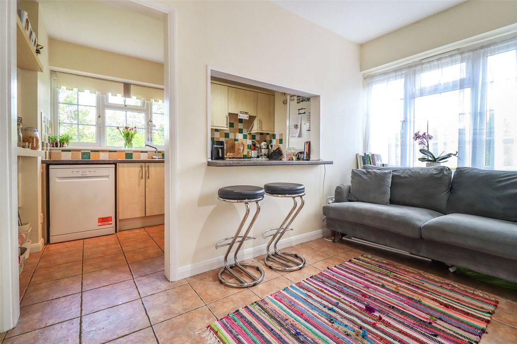 Additional image 2 of 2 bed maisonette for saleHeathfield Court, Fleet, Hampshire GU51