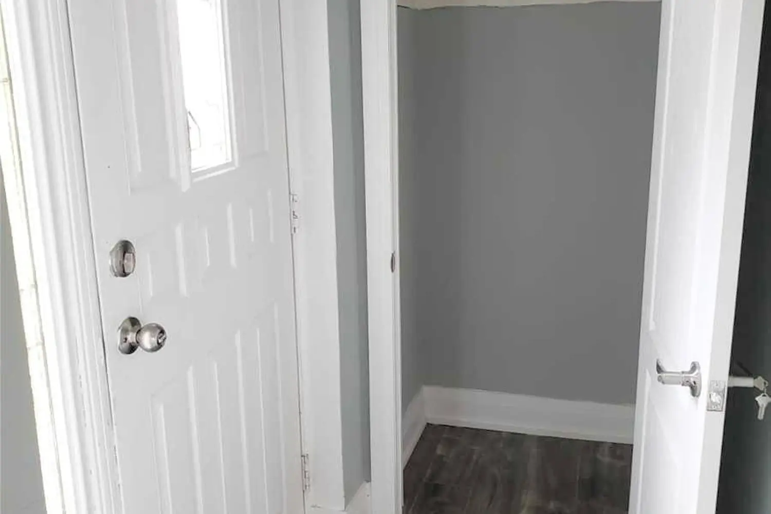 Additional image 7 of 1491 Pembroke Drive