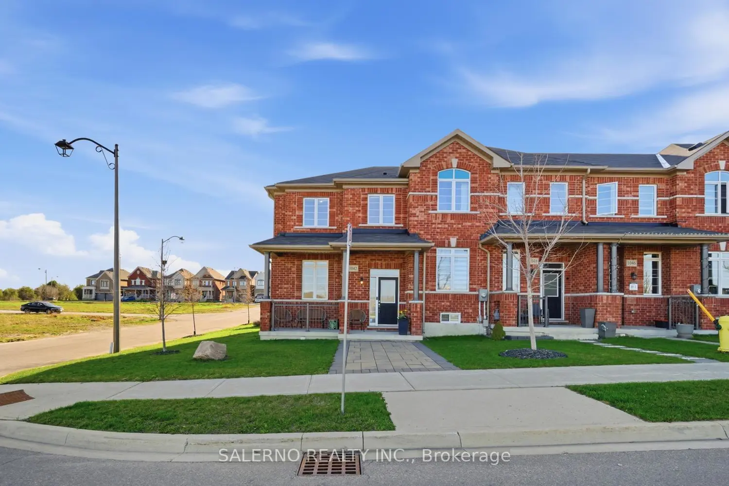 1042 Murrell Boulevard photo 4