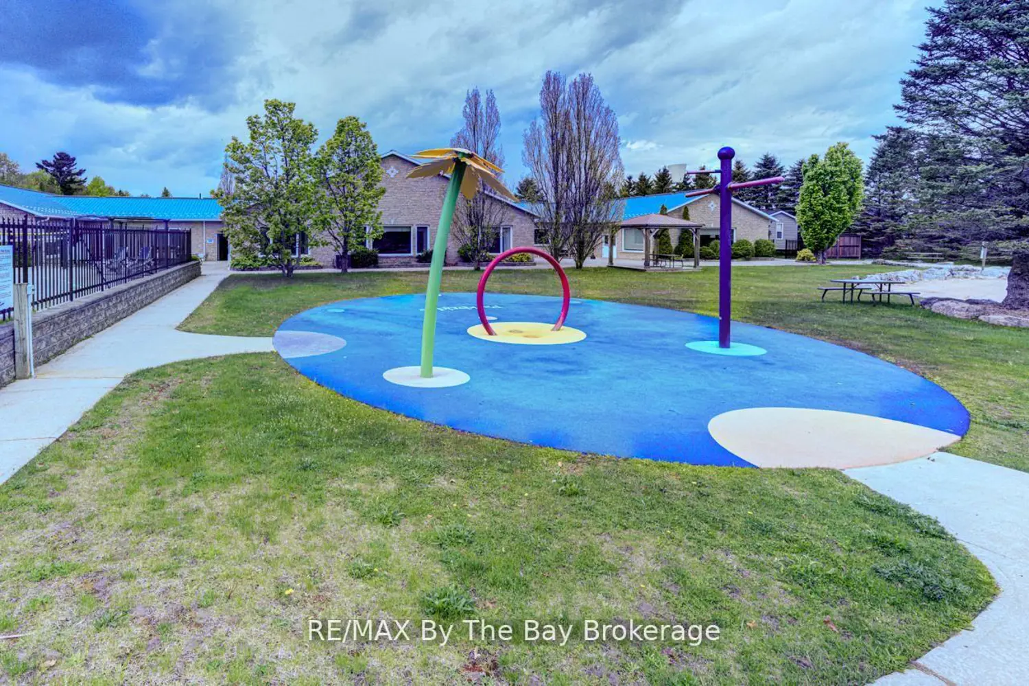 Additional image 14 of 85 Theme Park Drive 133