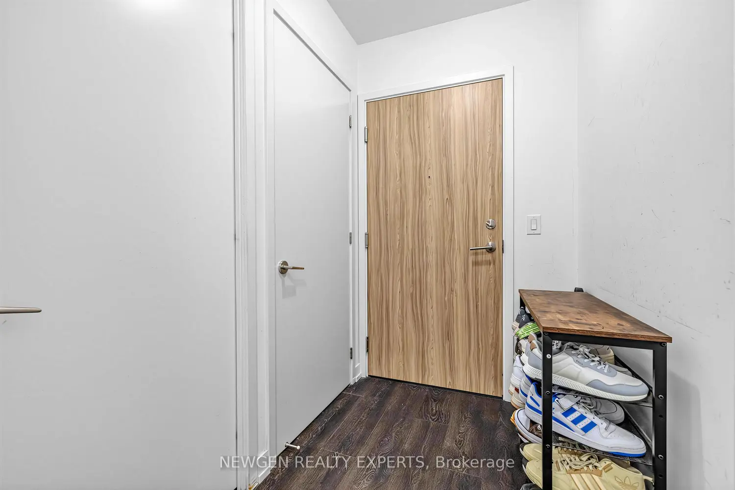Additional image 7 of 3100 Keele Street 640