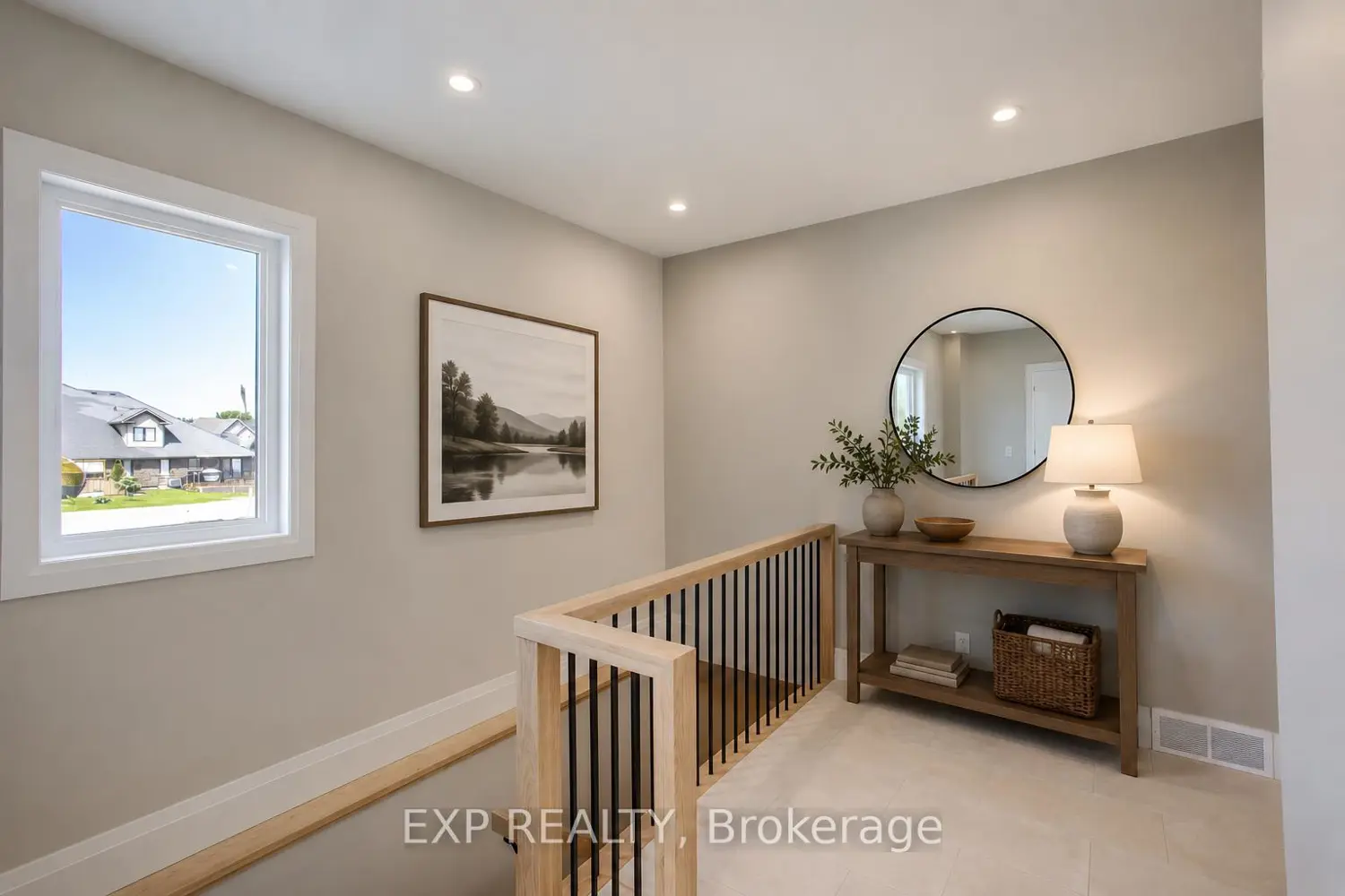 101 Bedell Drive photo 2