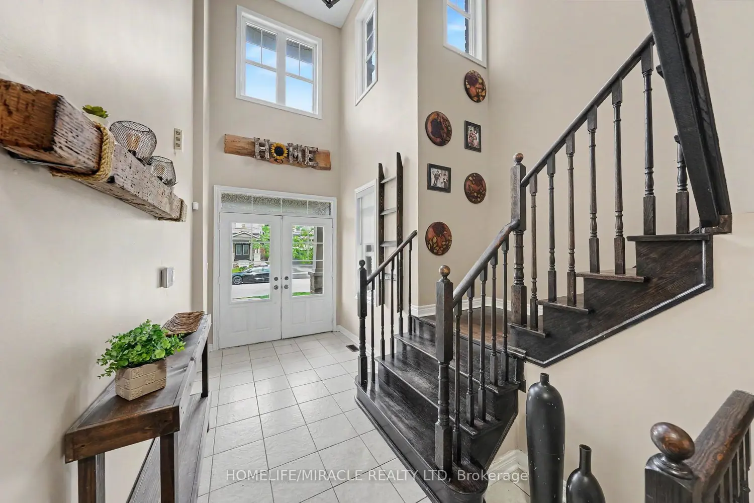 14 Willoughby Way photo 2