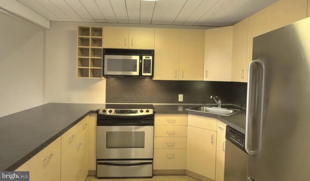 Additional image 26 of 2300 Walnut Street Unit 627, Philadelphia, PA 19103