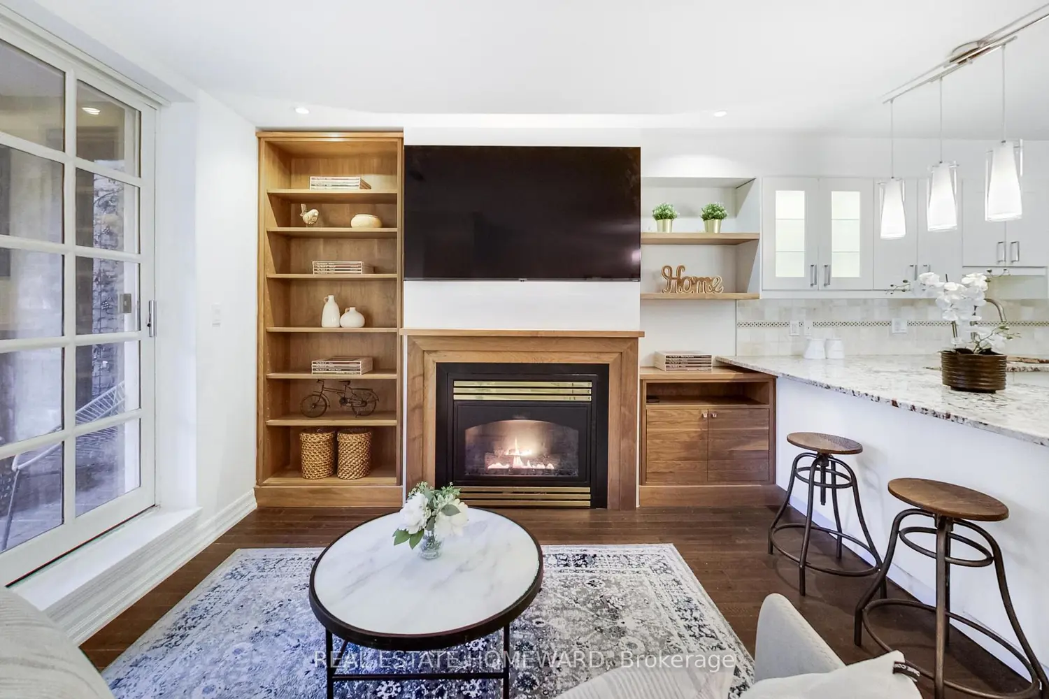 Additional image 9 of 2371 Queen Street 101