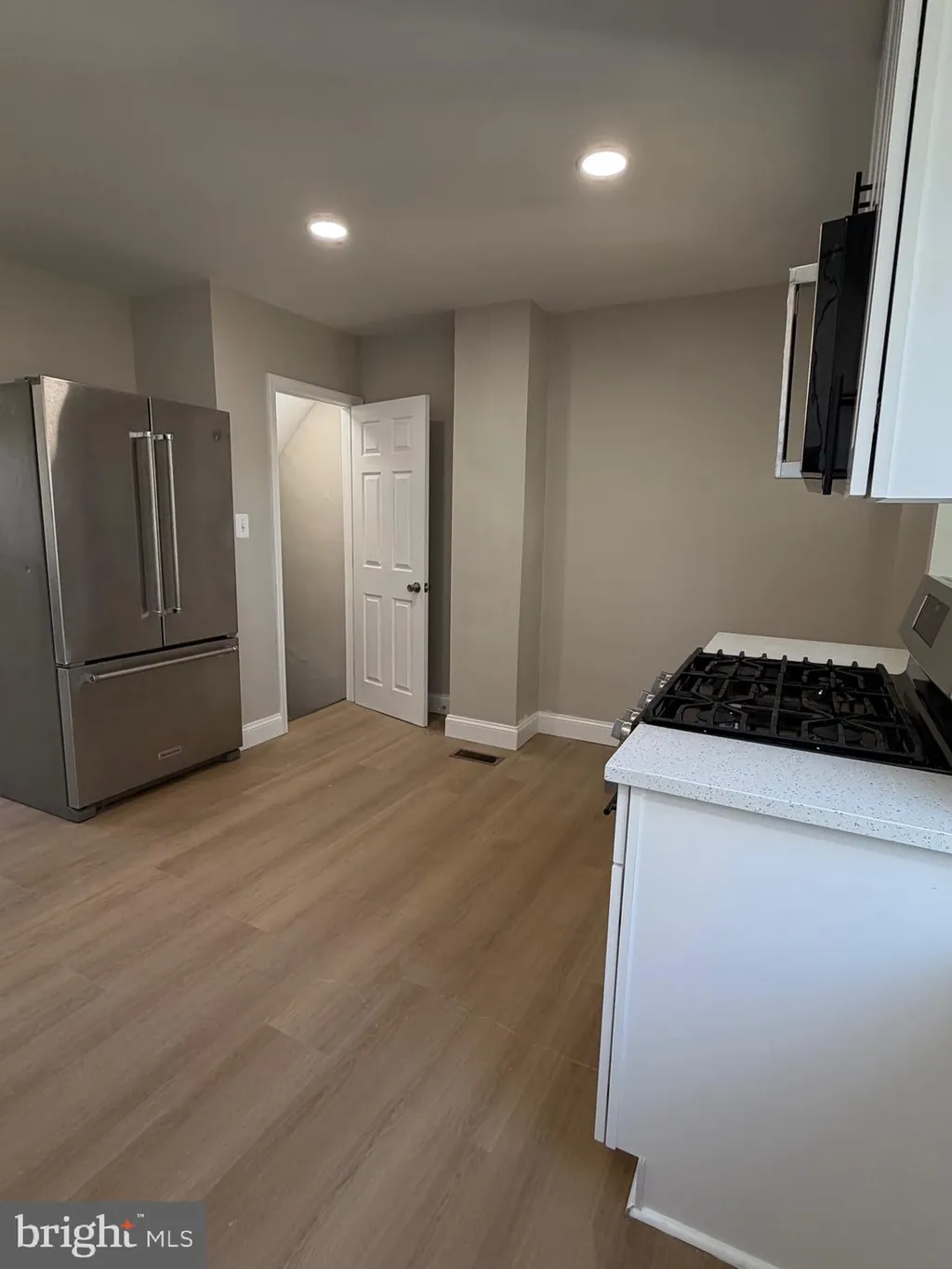 212 W Riverview Road, Baltimore, MD 21225 photo 3