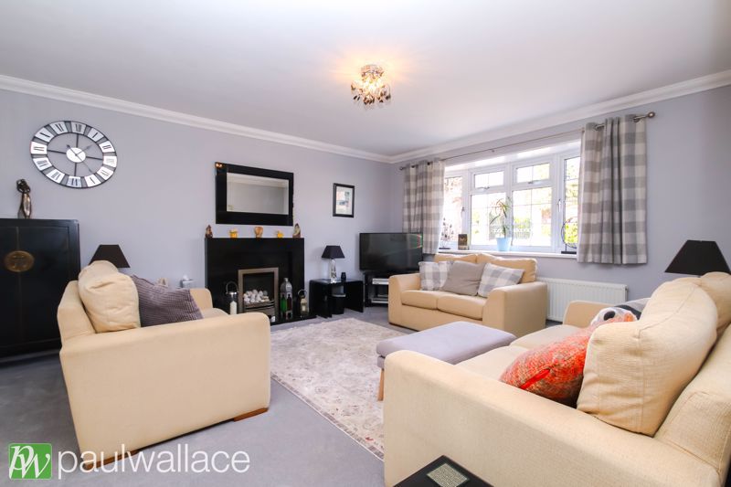 Additional image 2 of 4 bed detached house for saleWest Hill Road, Hoddesdon EN11