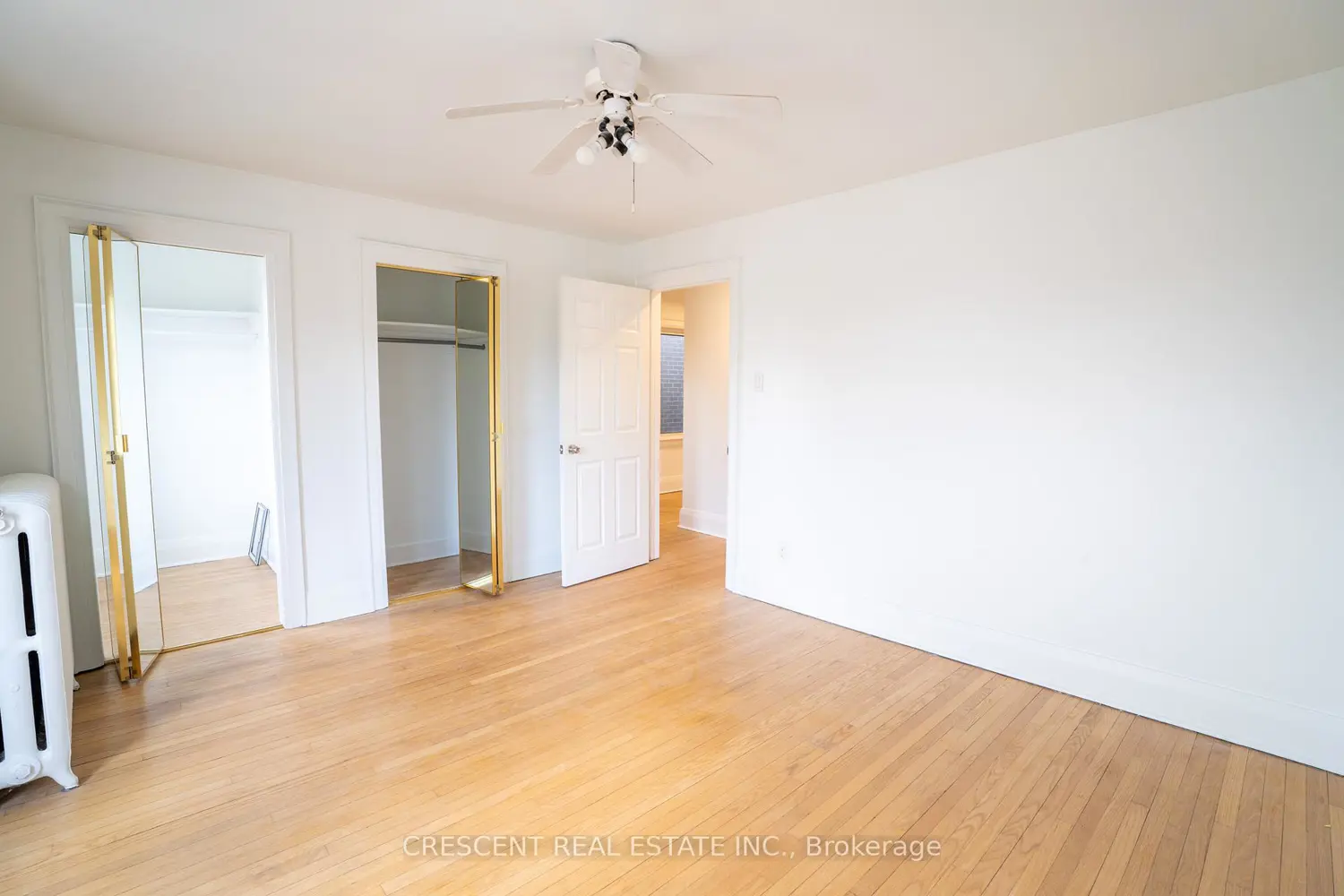 520 Prince Edward Drive photo 5