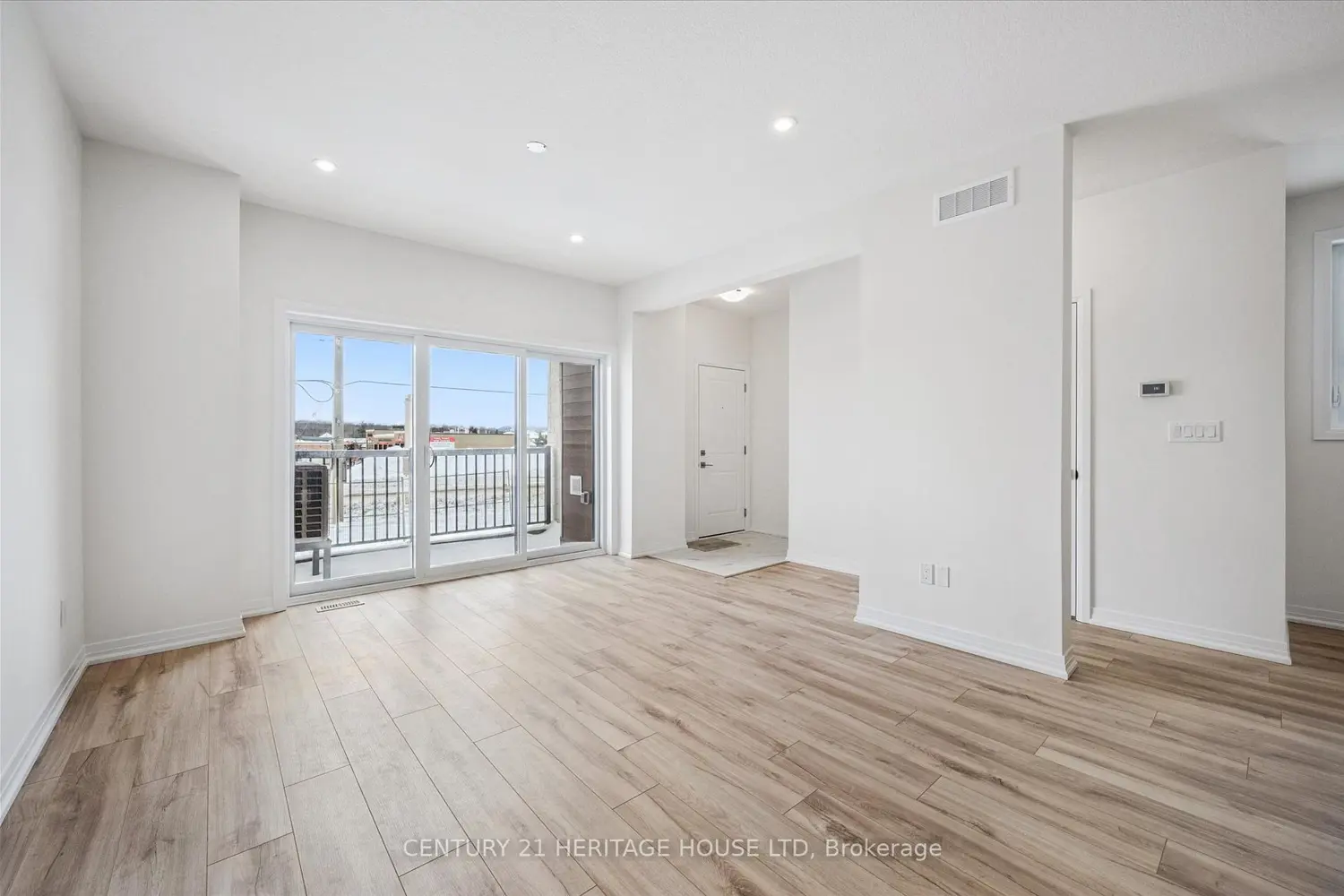 525 Erinbrook Drive C061 photo 4