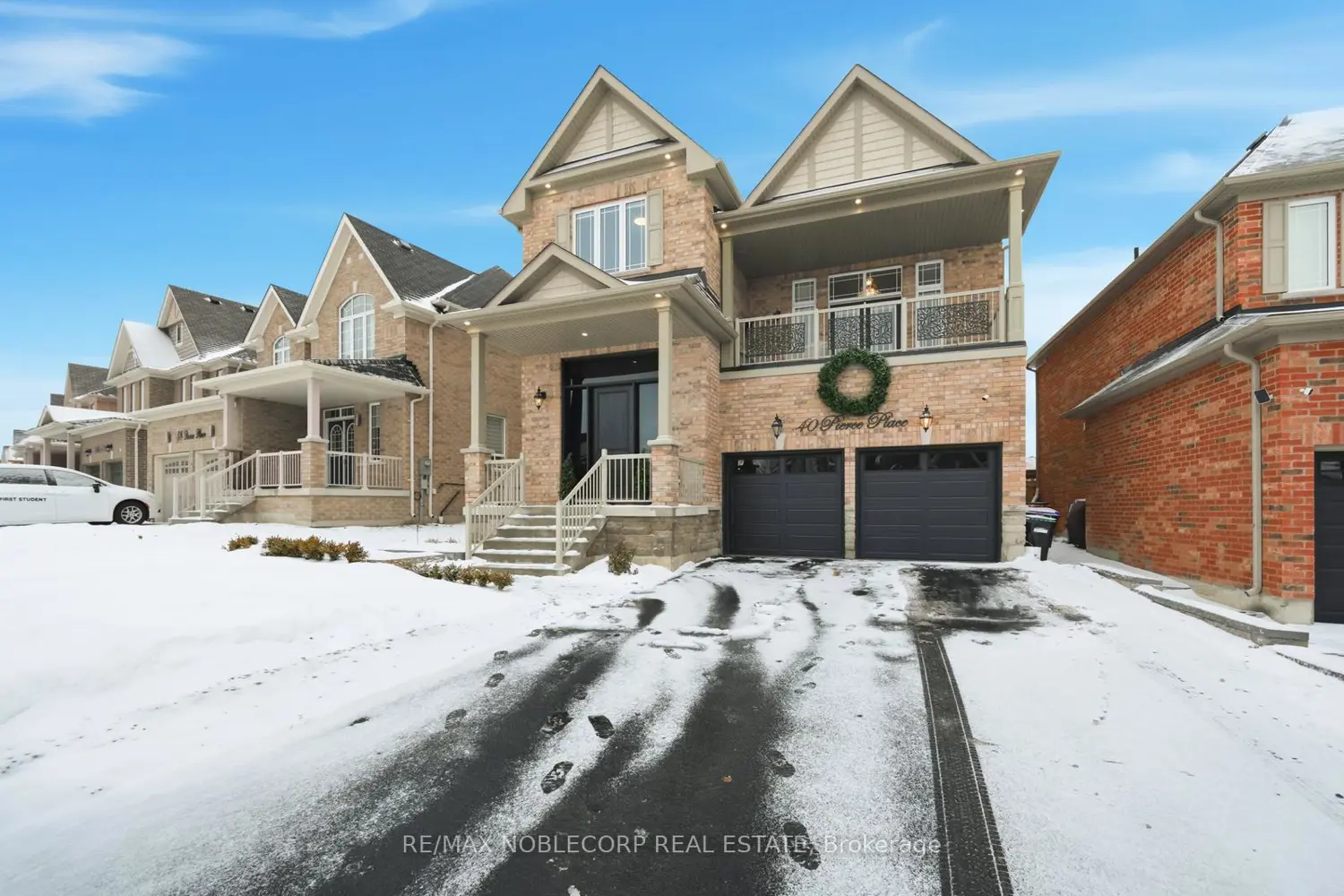 40 Pierce Place