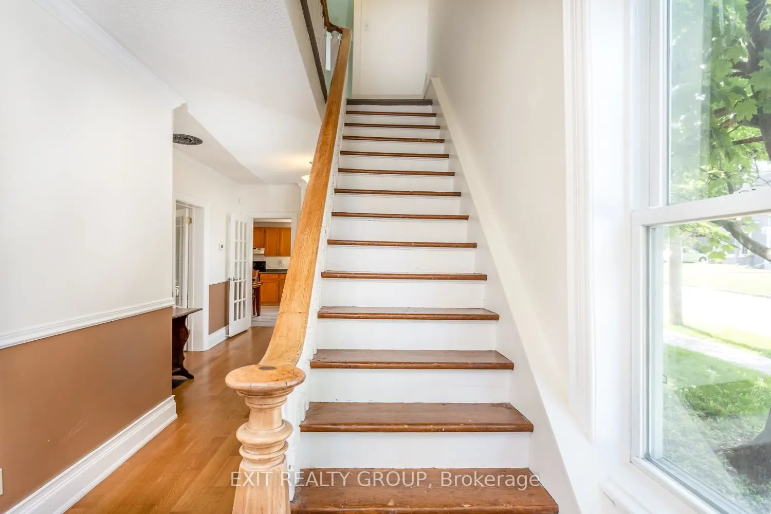120 Lorne Avenue photo 3