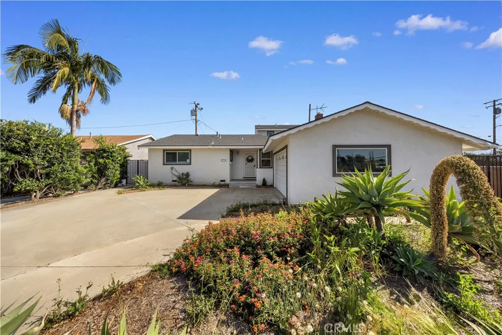 912 W Hill Ave, Fullerton, CA 92832 photo 3