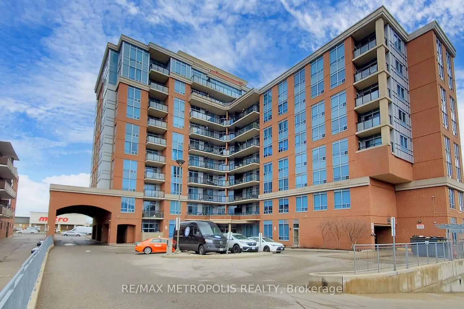 2772 Keele Street 403
