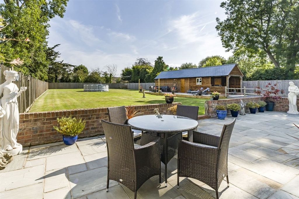 Additional image 12 of 4 bed detached house for saleCopse Lane, Hayling Island PO11