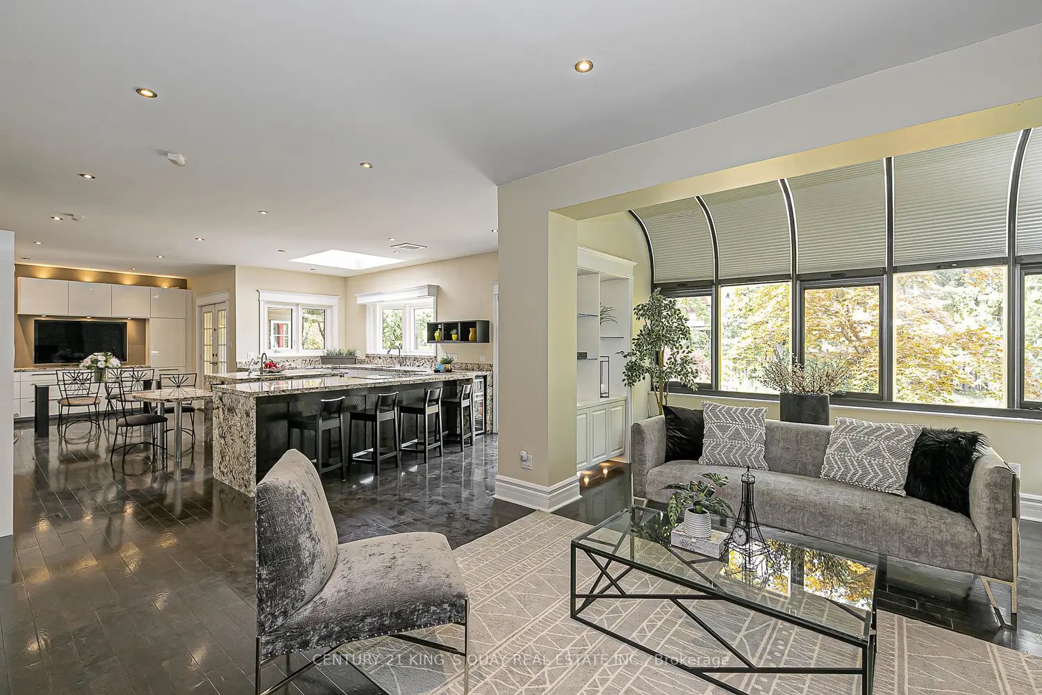 338 Mckee Avenue photo 3