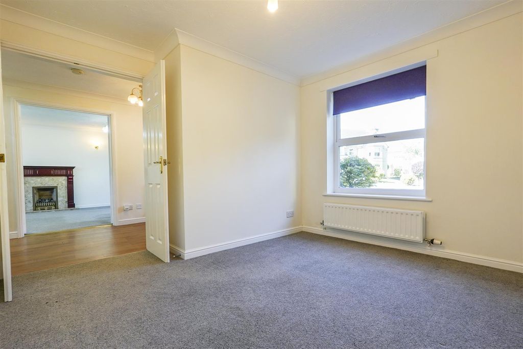 Additional image 9 of 4 bed detached house for saleBrodley Close, Hipperholme, Halifax HX3