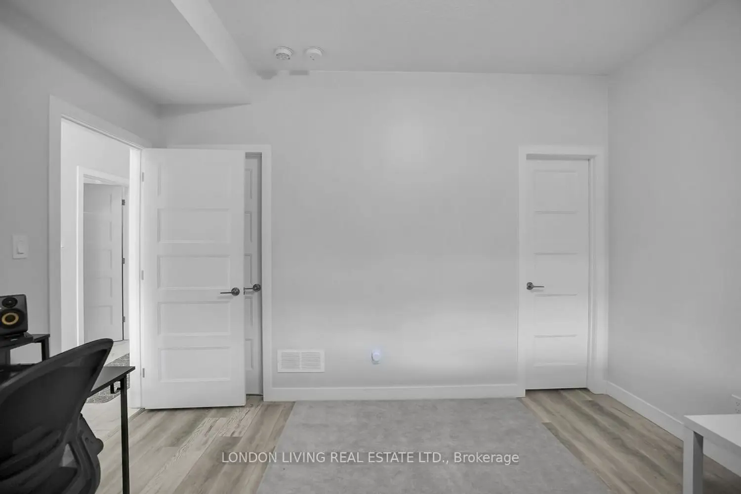 3380 Singleton Avenue 28 photo 3