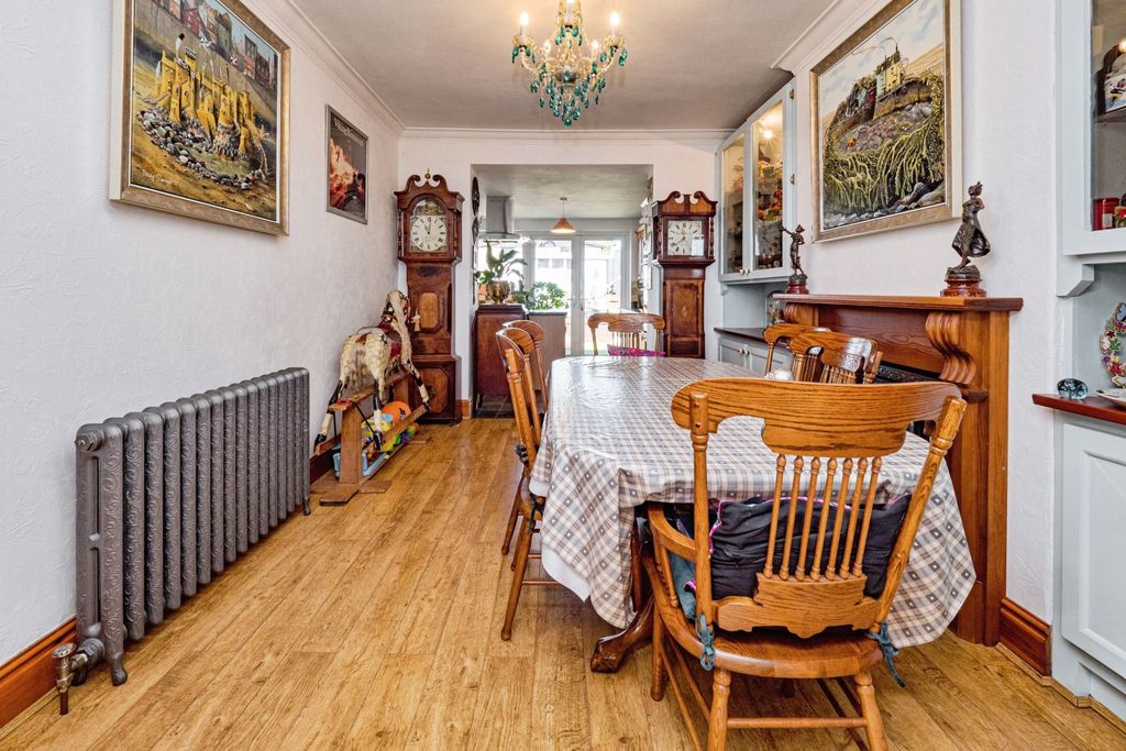 Additional image 4 of 3 bed terraced house for saleEsplanade, Hornsea HU18
