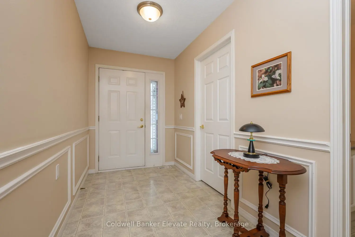 2705 Kingsway Drive 10 photo 3