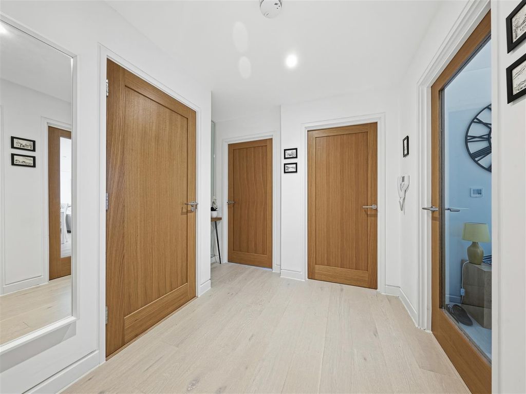 Additional image 23 of 2 bed flat for saleCentral Parade, Herne Bay CT6