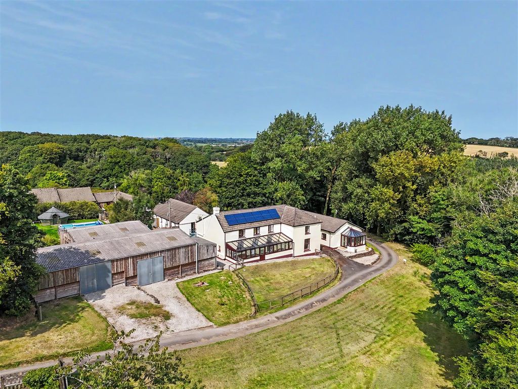 16 bed country house for saleHolsworthy, Devon EX22