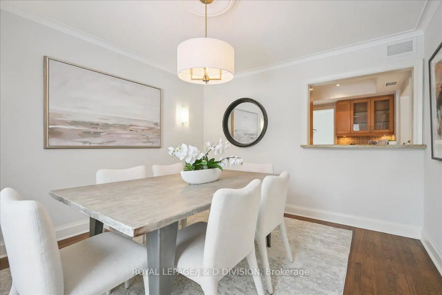 65 Chatsworth Drive photo 4