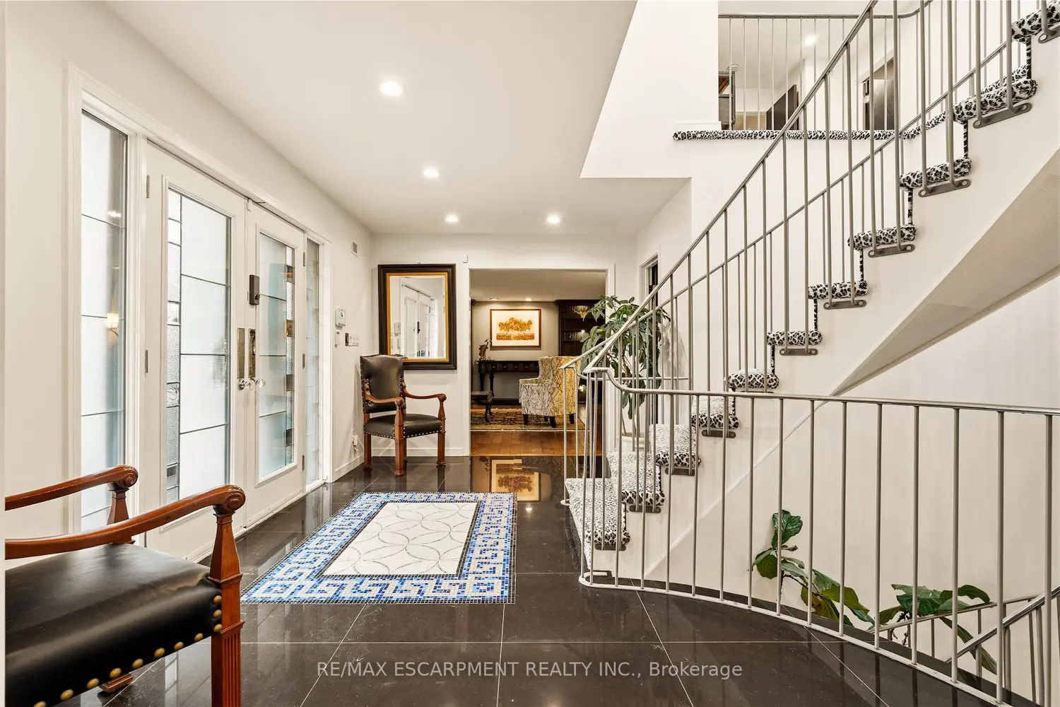 78 Terrace Drive photo 2