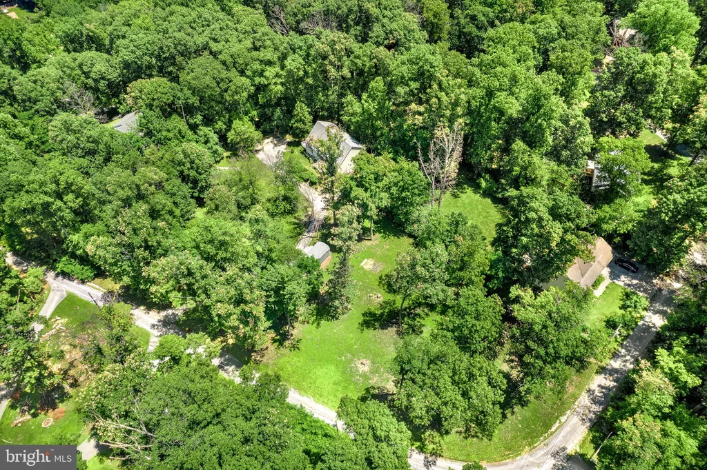 Additional image 45 of 127 Cool Glen Circle, Harpers Ferry, WV 25425