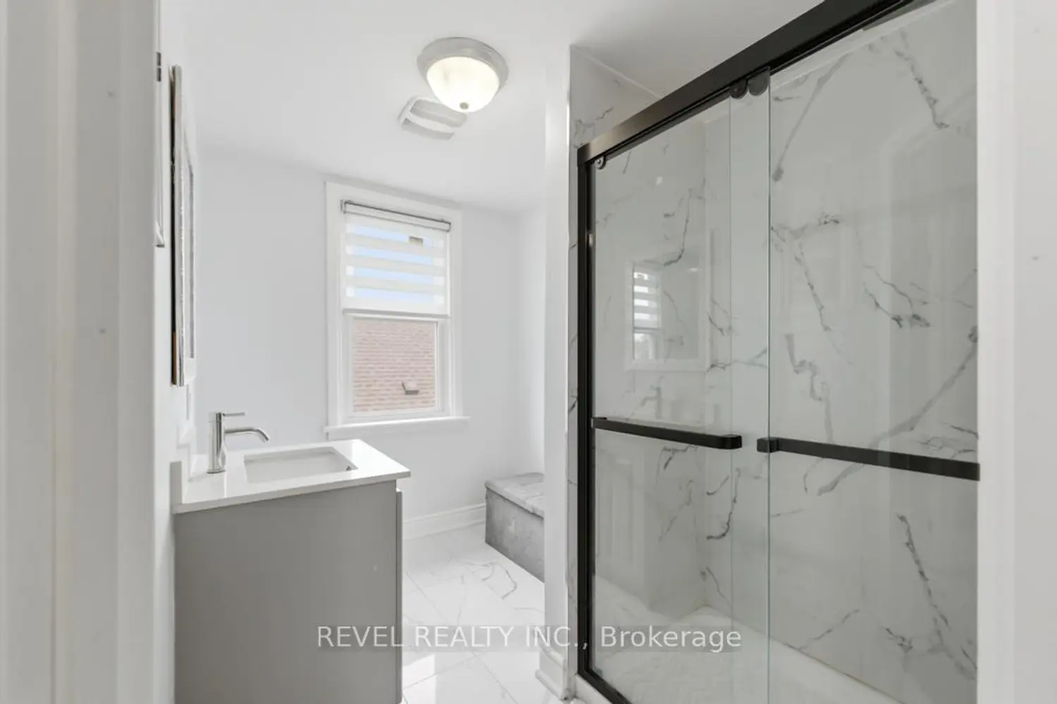 44 Jefferson Avenue photo 5