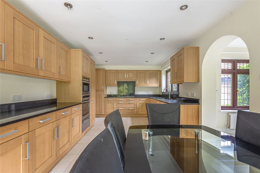 Additional image 3 of 4 bed detached house for saleHindhead, Surrey GU26