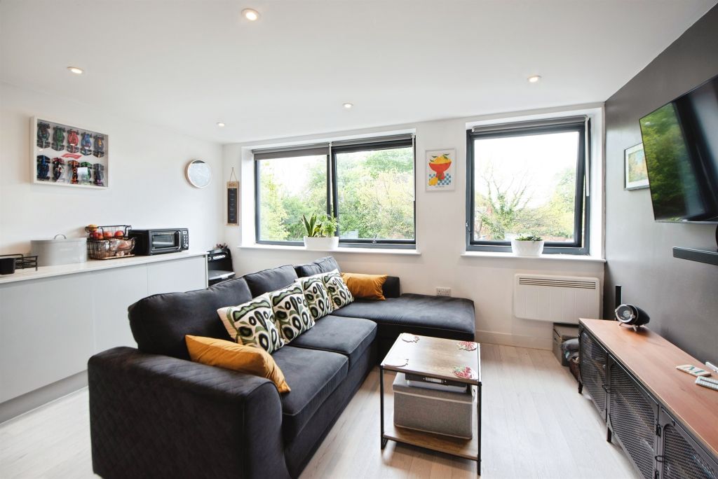Additional image 6 of 1 bed flat for saleWillow Park, Havant PO9