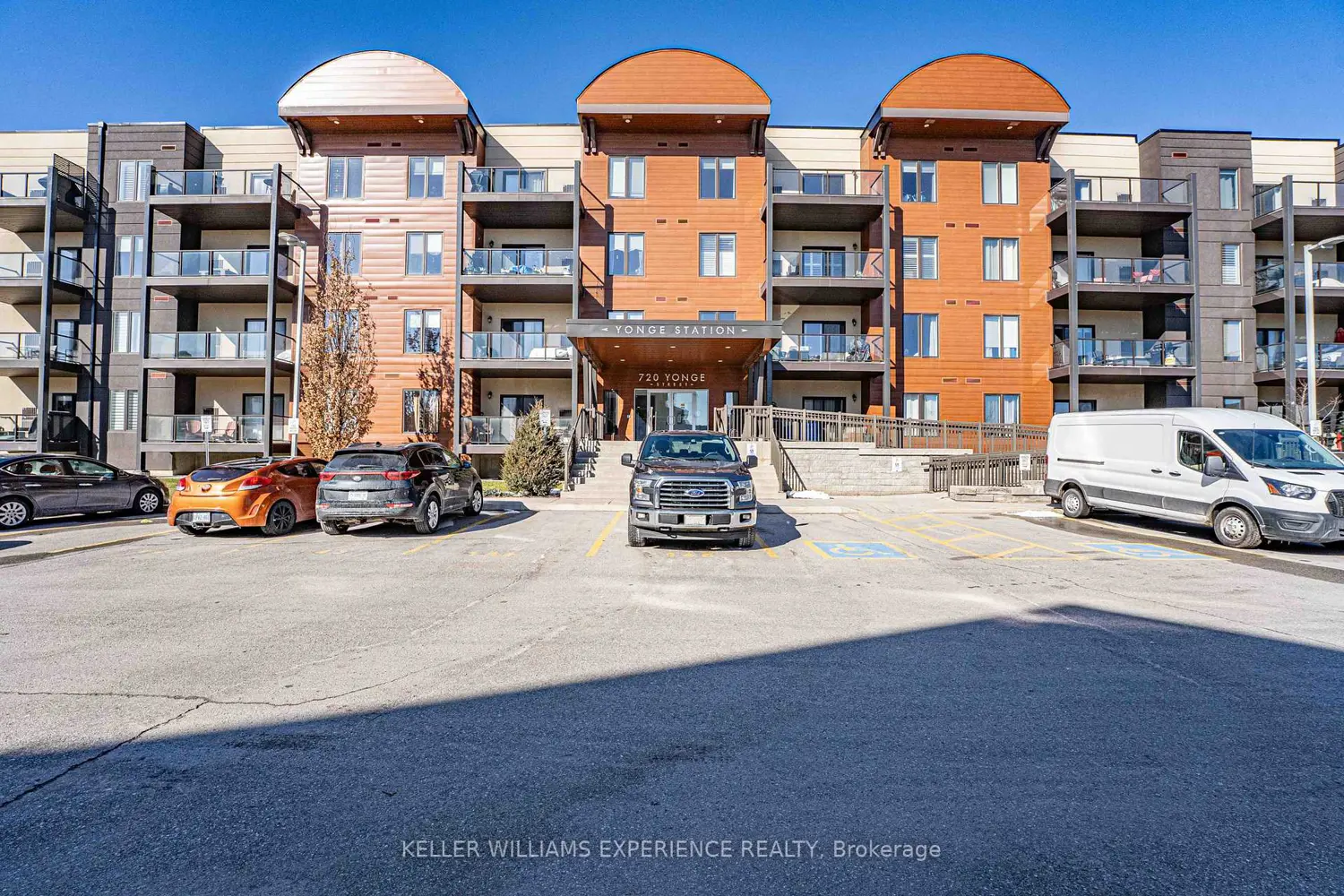 Additional image 13 of 720 Yonge Street 307