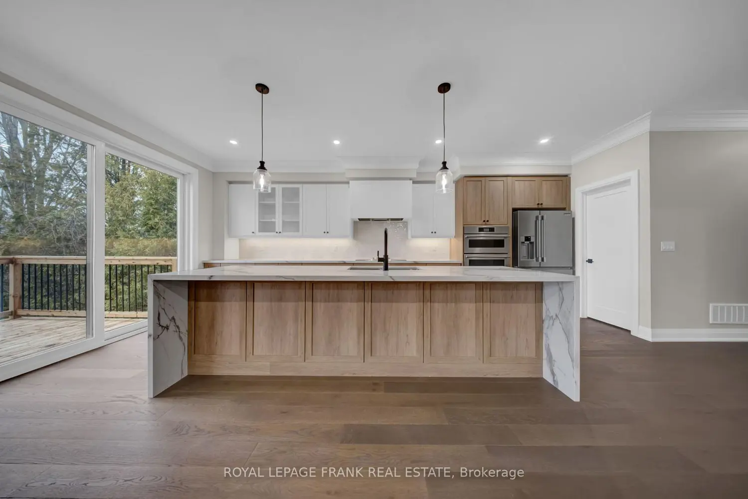 97 Steinway Drive photo 5