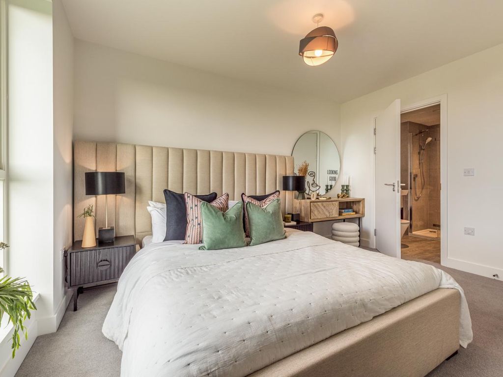 Additional image 9 of 2 bed flat for saleLampton Road, Hounslow TW3
