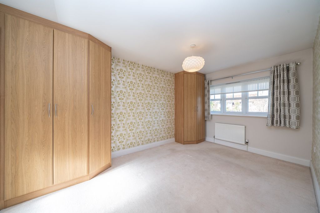 Additional image 7 of 4 bed detached house for saleOstlers Close, Hemel Hempstead, Hertfordshire HP3