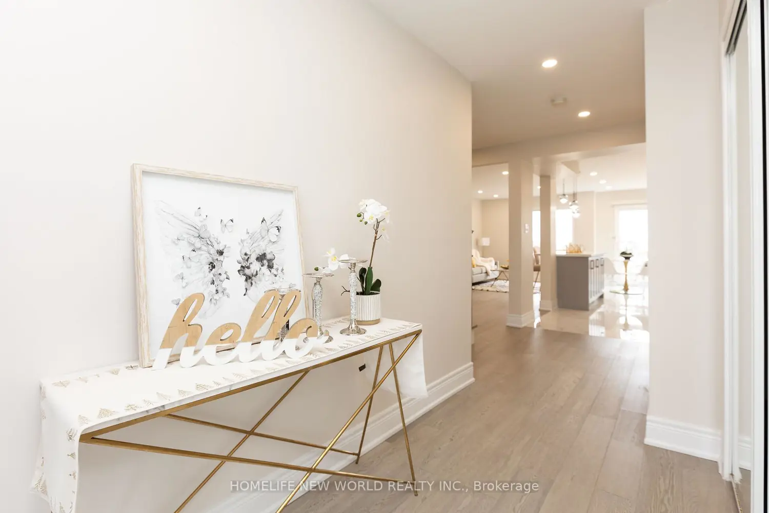 164 Banbrooke Crescent photo 2