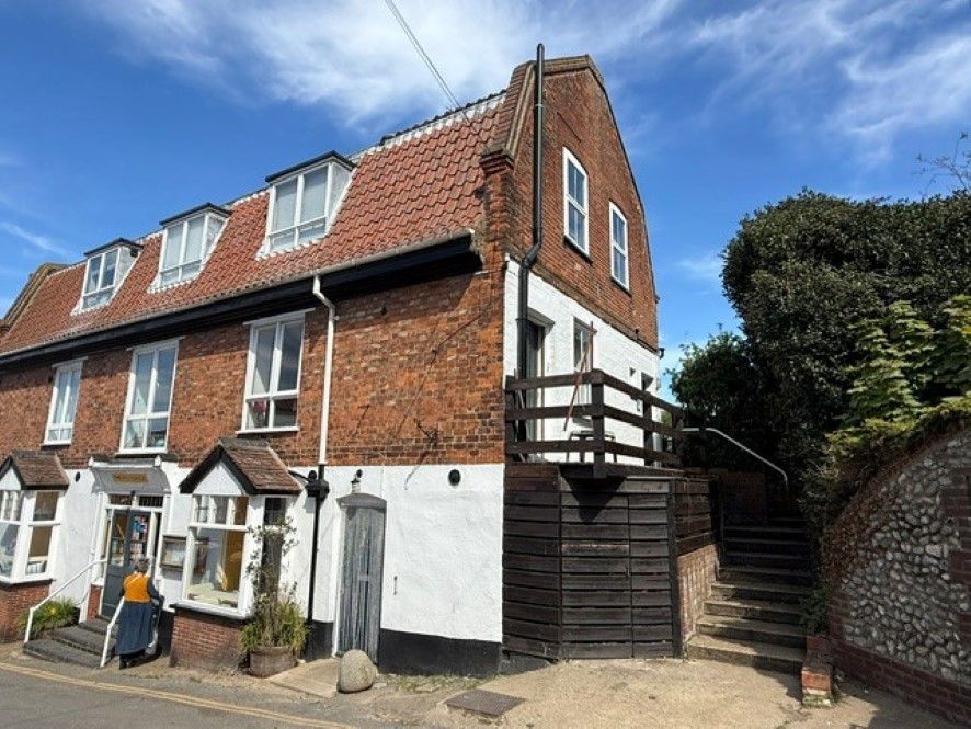1 bed flat for saleFlat 1, 5 High Street, Blakeney, Holt, Norfolk NR25