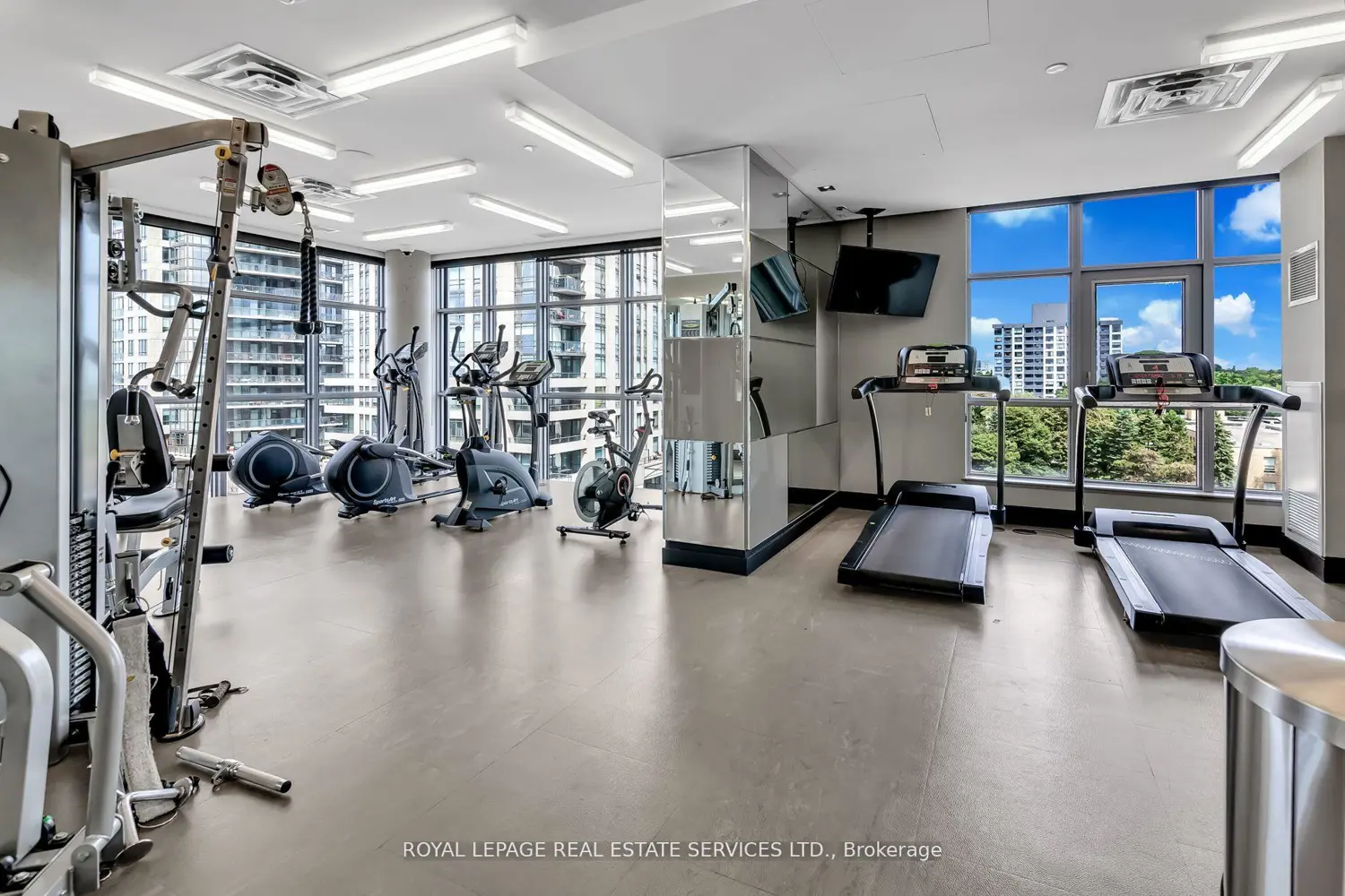 Additional image 9 of 501 St Clair Avenue 418