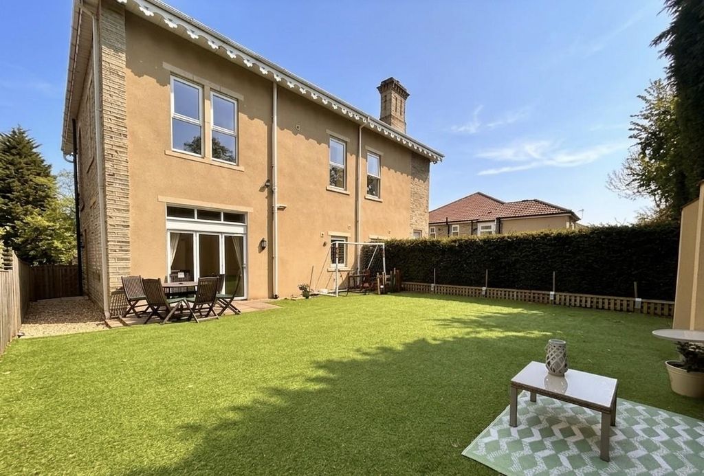 Additional image 29 of 4 bed semi-detached house for saleLinden Road, Halifax HX3
