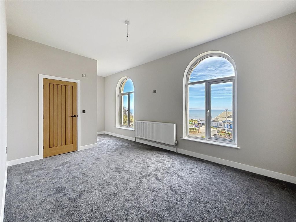 Additional image 13 of 4 bed end terrace house for saleEsplanade, Hornsea HU18