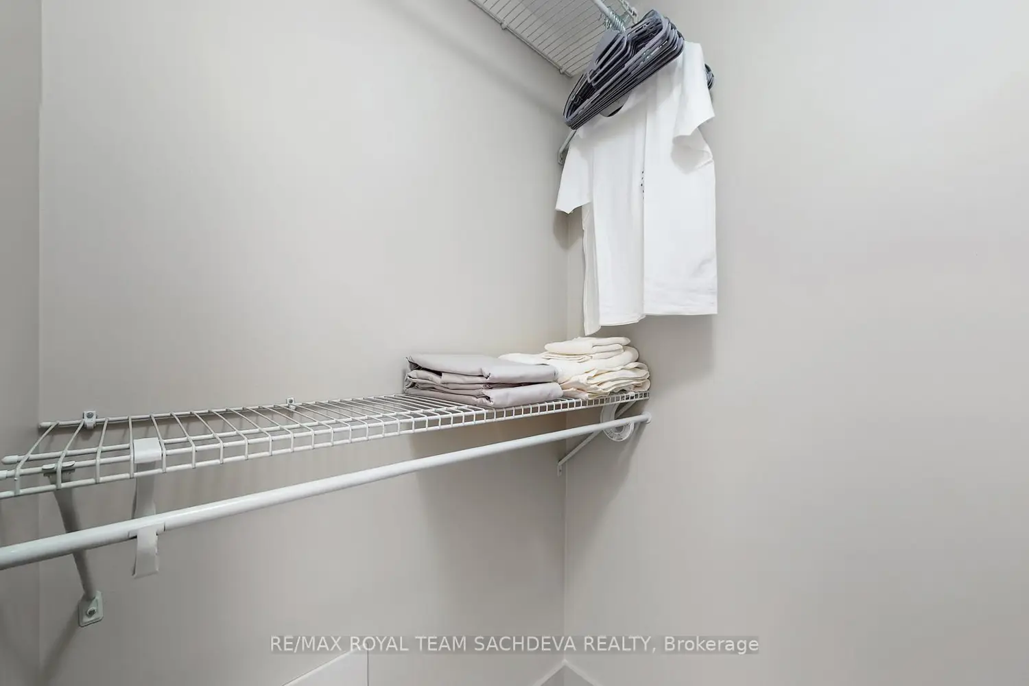 30 Shore Breeze Drive 5810 photo 5