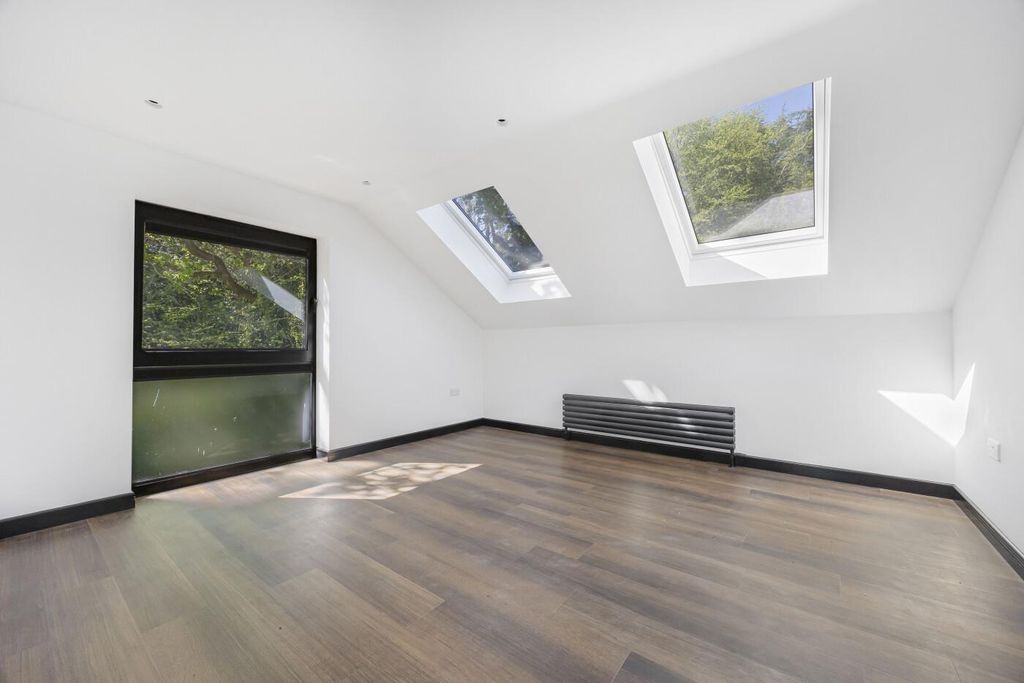 Additional image 25 of 5 bed detached house for saleMakins Road, Henley-On-Thames RG9